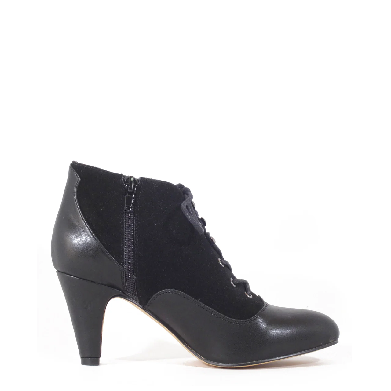 Izzy Vintage Booties